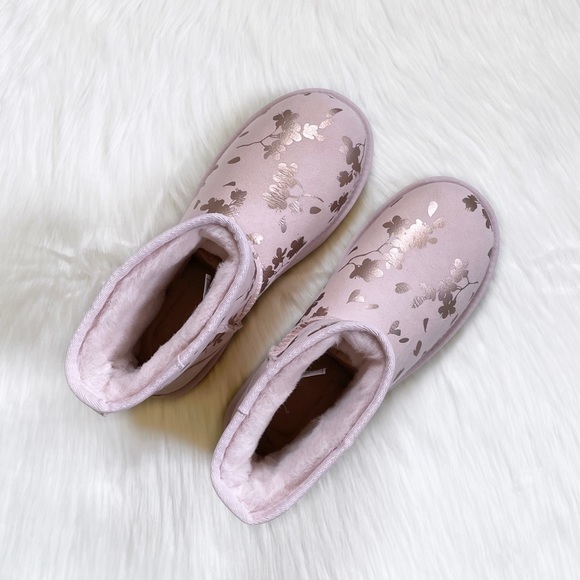 UGG Women’s Classic Mini Floral Foil Seashell Pink Boots - Picture 3 of 10